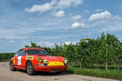 201 - MAIRE Christian (FRA) / ONFRAY Sophie (FRA) - PORSCHE 911 TC de 1971